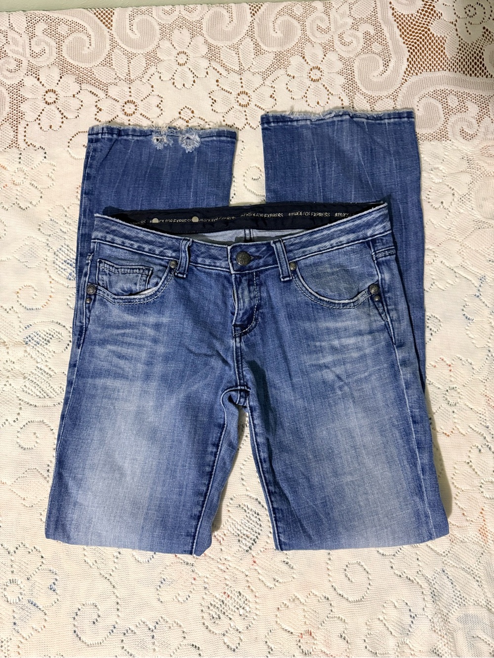 Low Rise Rerock for Express- Classic Mid Wash - Picture 3 of 6